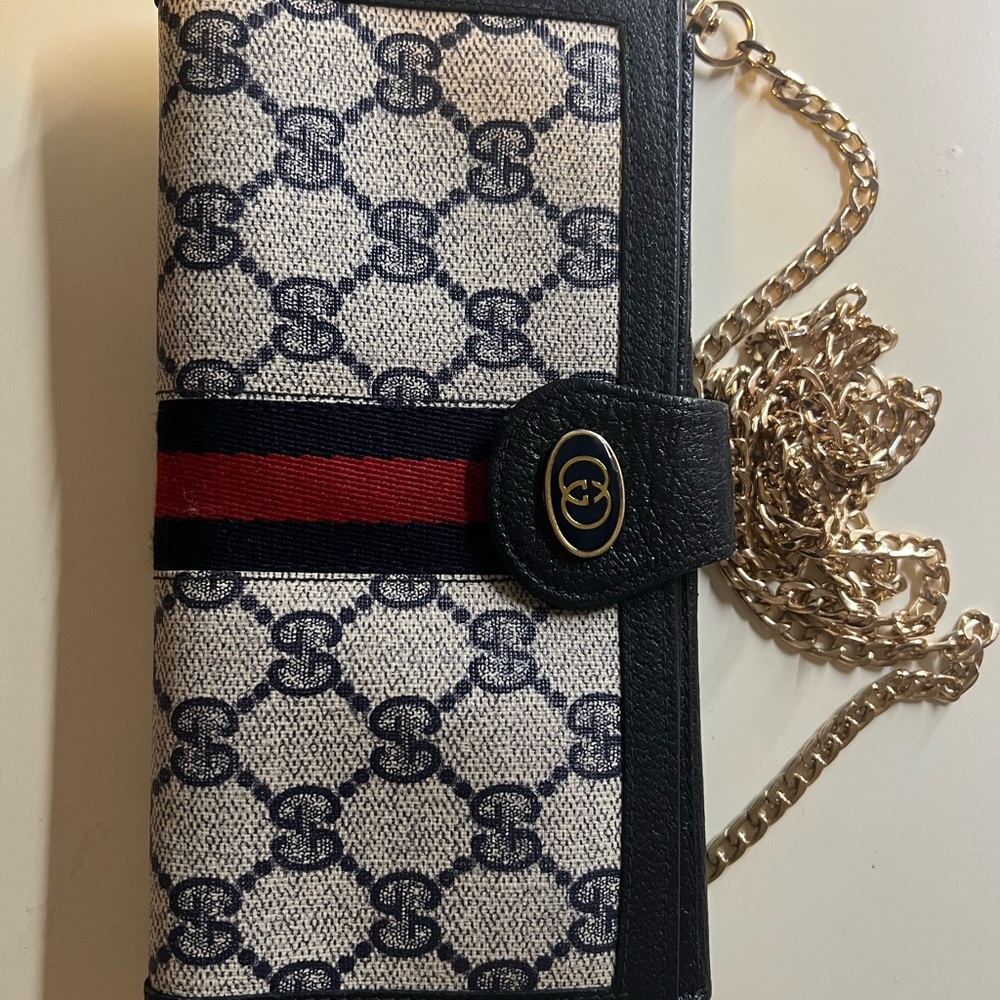 Gucci wallet
